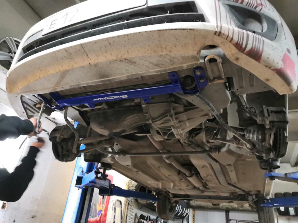 И вот подвеска на месте — Lada Granta liftback (1G)