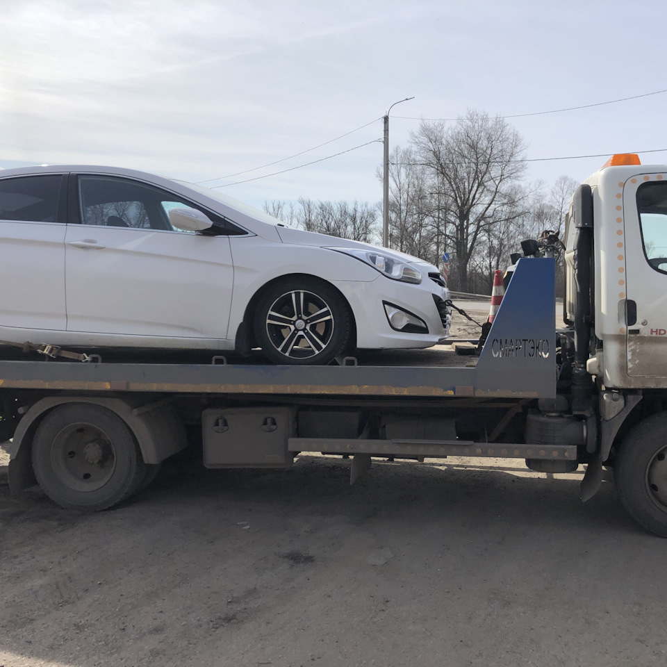 Удар в пузо, Волгоград-Тамбов-Москва — Hyundai i40, 2 л, 2013 года |  поломка | DRIVE2