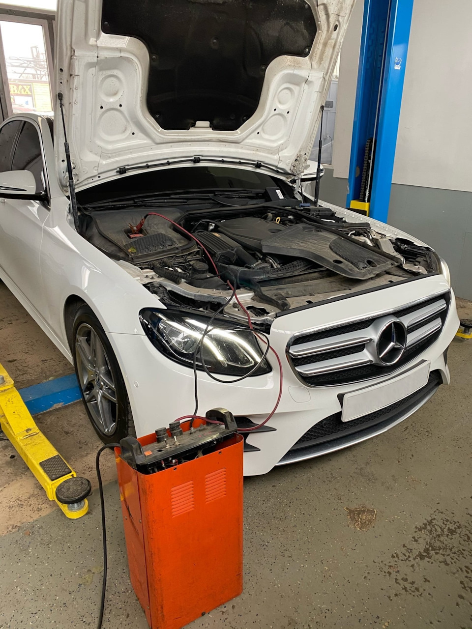 Фото в бортжурнале Mercedes-Benz E-class (W213)