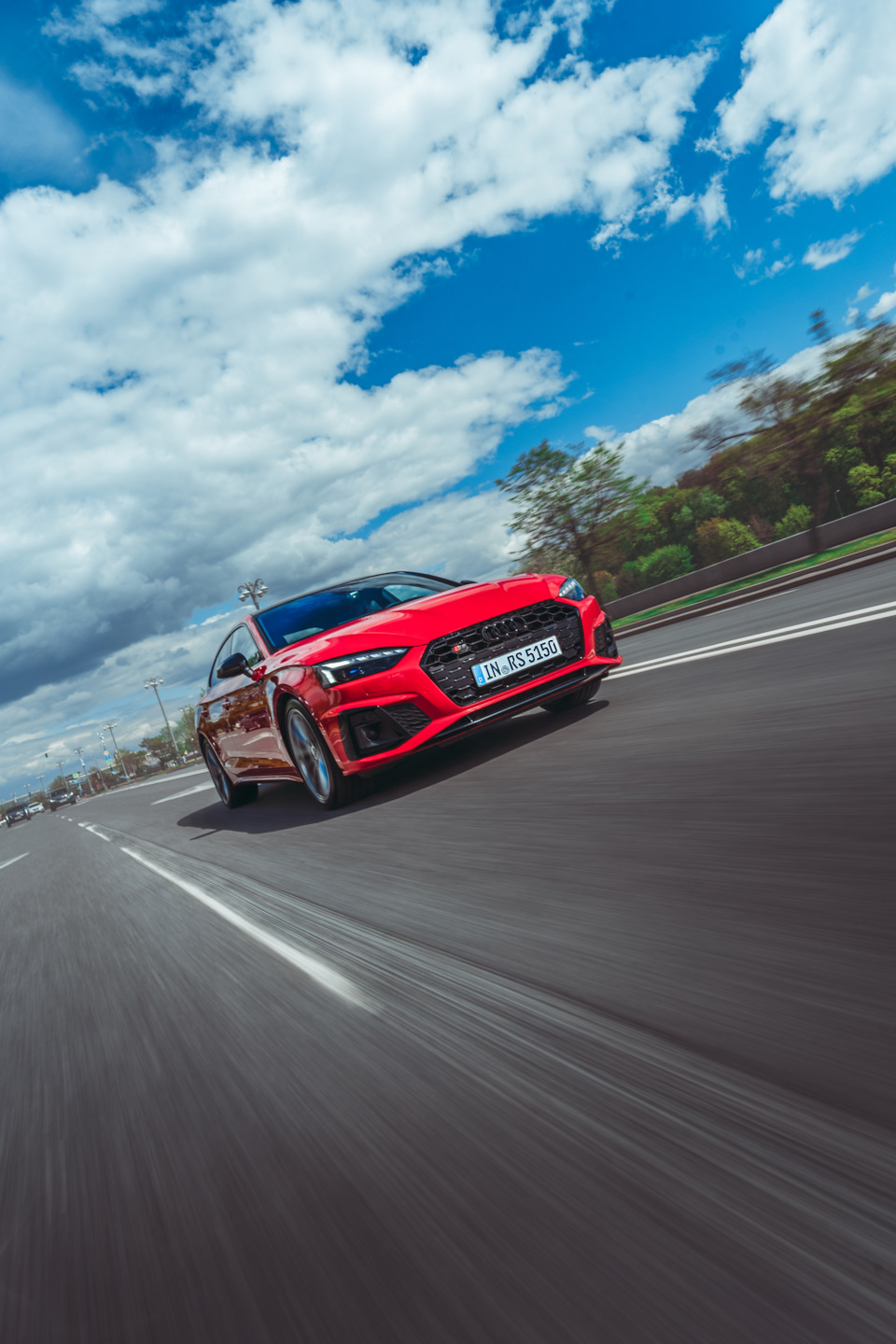 Фото в бортжурнале Audi A5 Sportback (2G). Запчасти на фото: RS5150