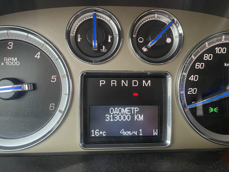 Фото в бортжурнале Cadillac Escalade (3G)