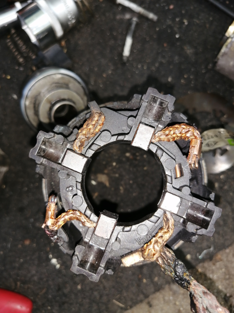 Щётки живые — Renault Logan (1G)