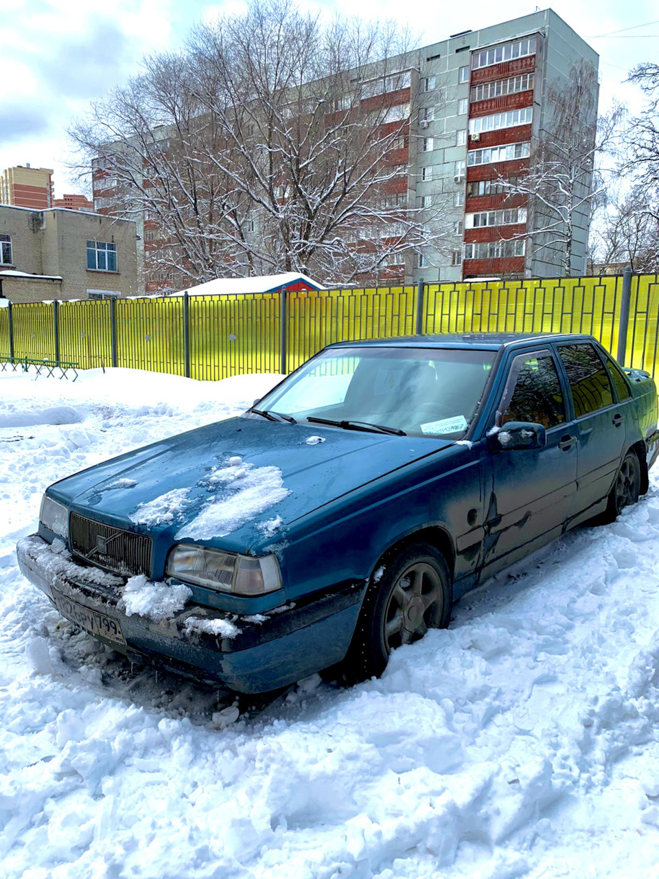 Минус 2 колеса разом, ещё один 850 и лёгкое ДТП — Volvo 850, 2,3 л, 1995  года | ДТП | DRIVE2