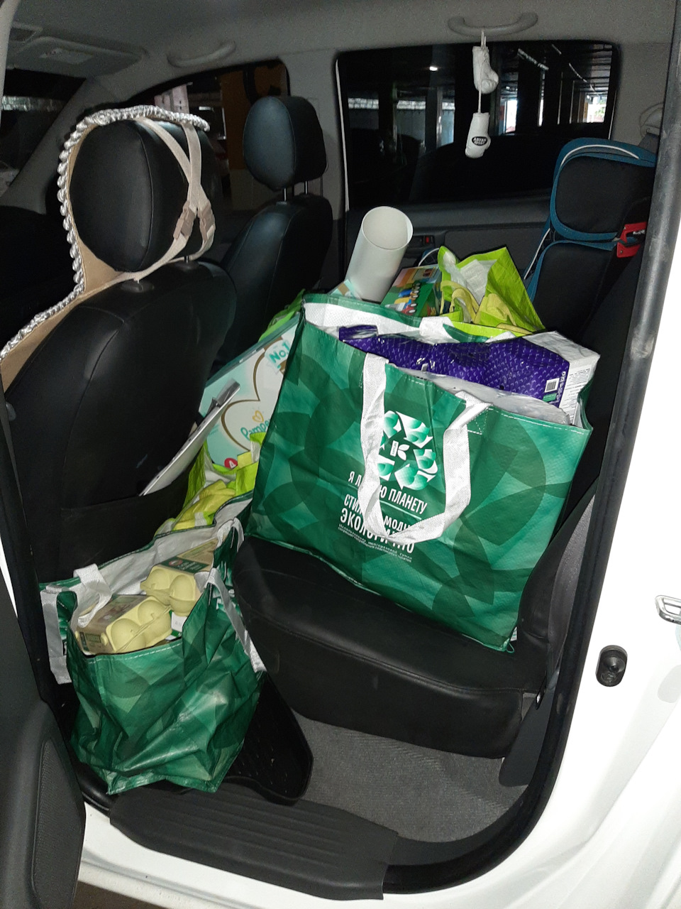 Расскажем о Тойота хайлюкс или прадо что лучше