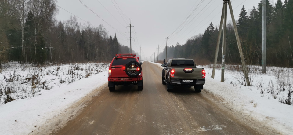 Фото в бортжурнале Toyota Hilux (8G)
