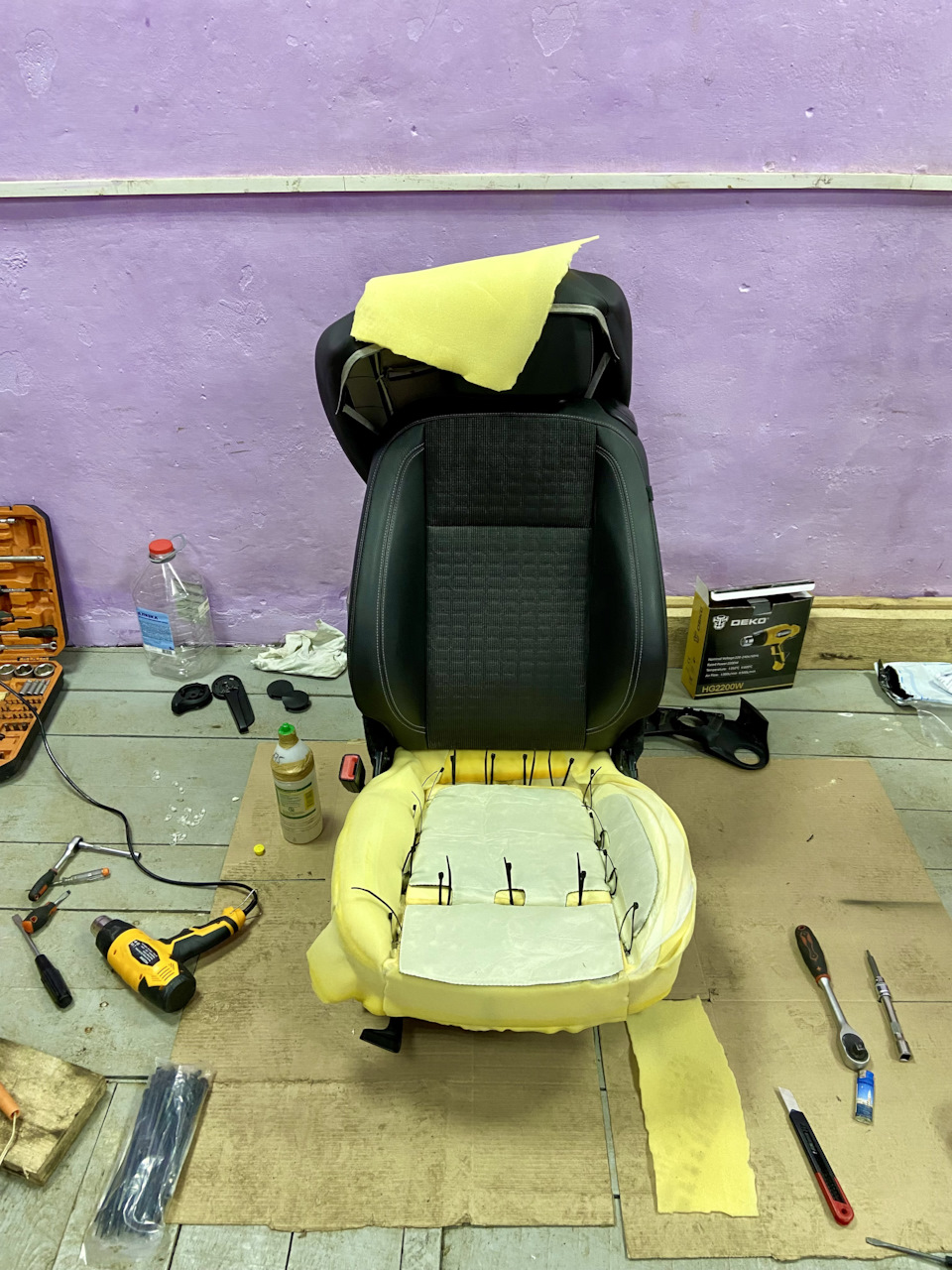 Замена мата обогрева сиденья — Opel Astra J GTC, 1,4 л, 2014 года ...