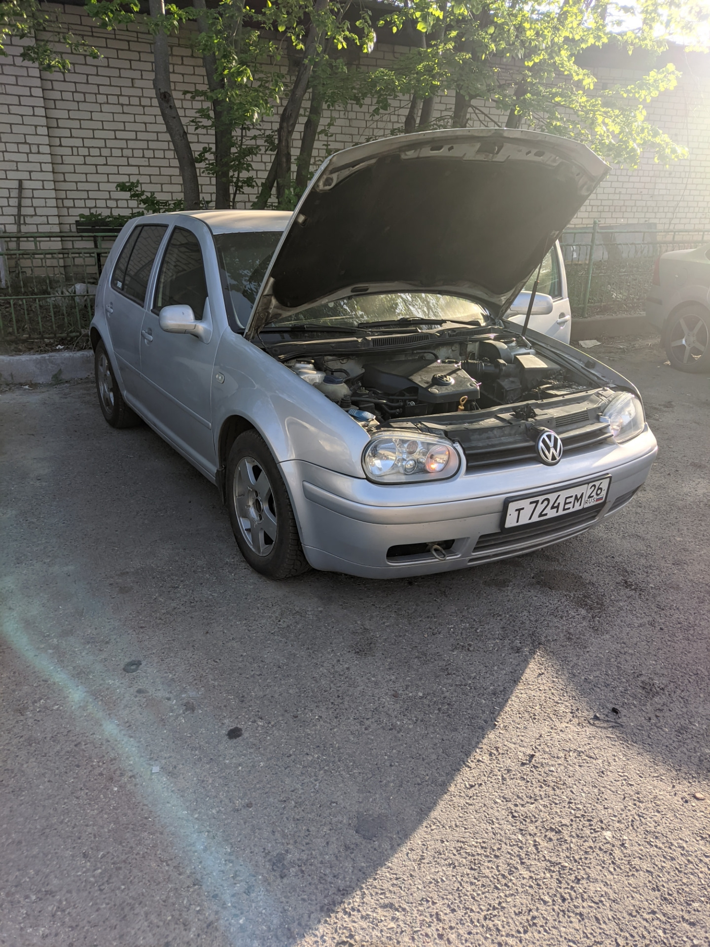 Замкнула штатная сигнализация?! Помогите разобраться — Volkswagen Golf Mk4,  1,6 л, 1999 года | электроника | DRIVE2