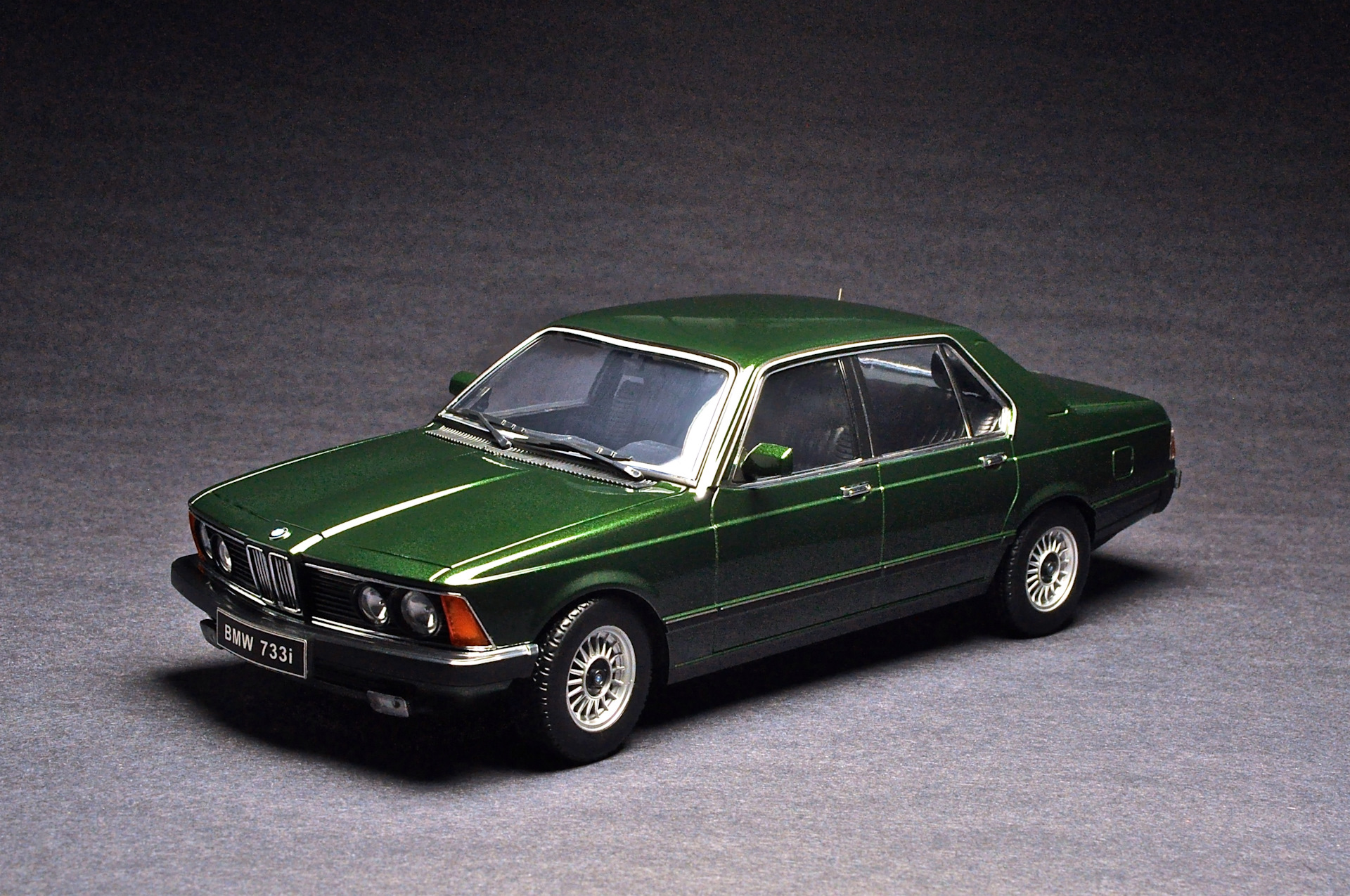 Первая е. БМВ е23. BMW e23 1 18. BMW 7 e32 1/43. BMW 7 Series 1/18.