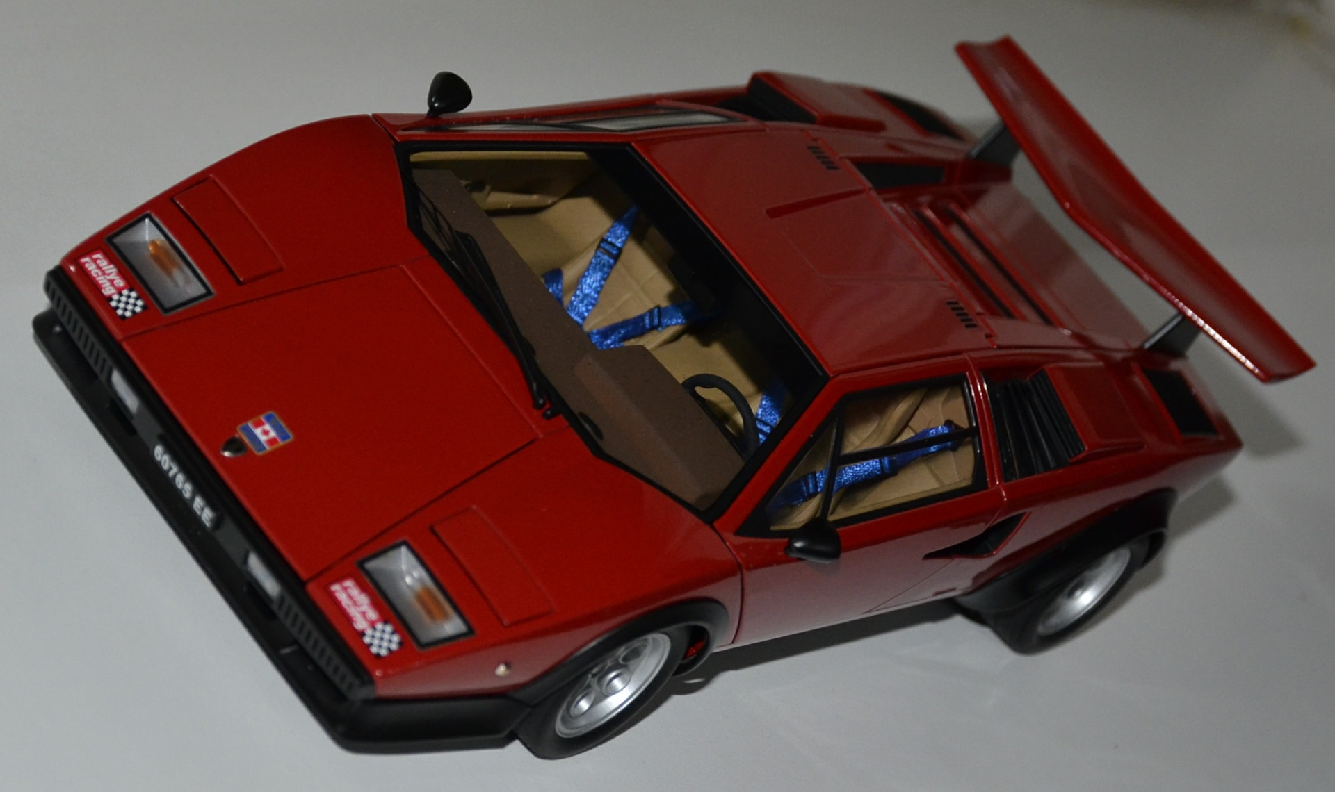 Lamborghini Countach LP500S 1975 Walter Wolf Edition 1/18 by