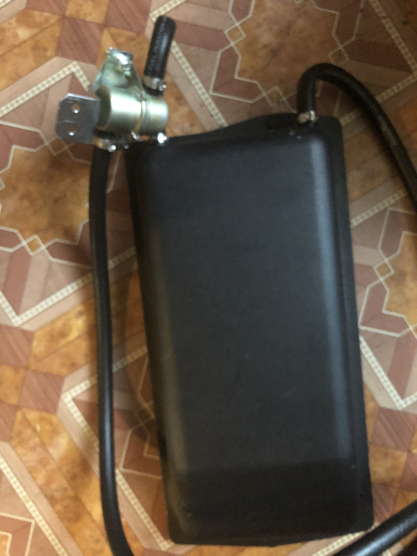 Бачок сепаратора — Lada 4x4 3D, 1,7 л, 2006 года | тюнинг | DRIVE2