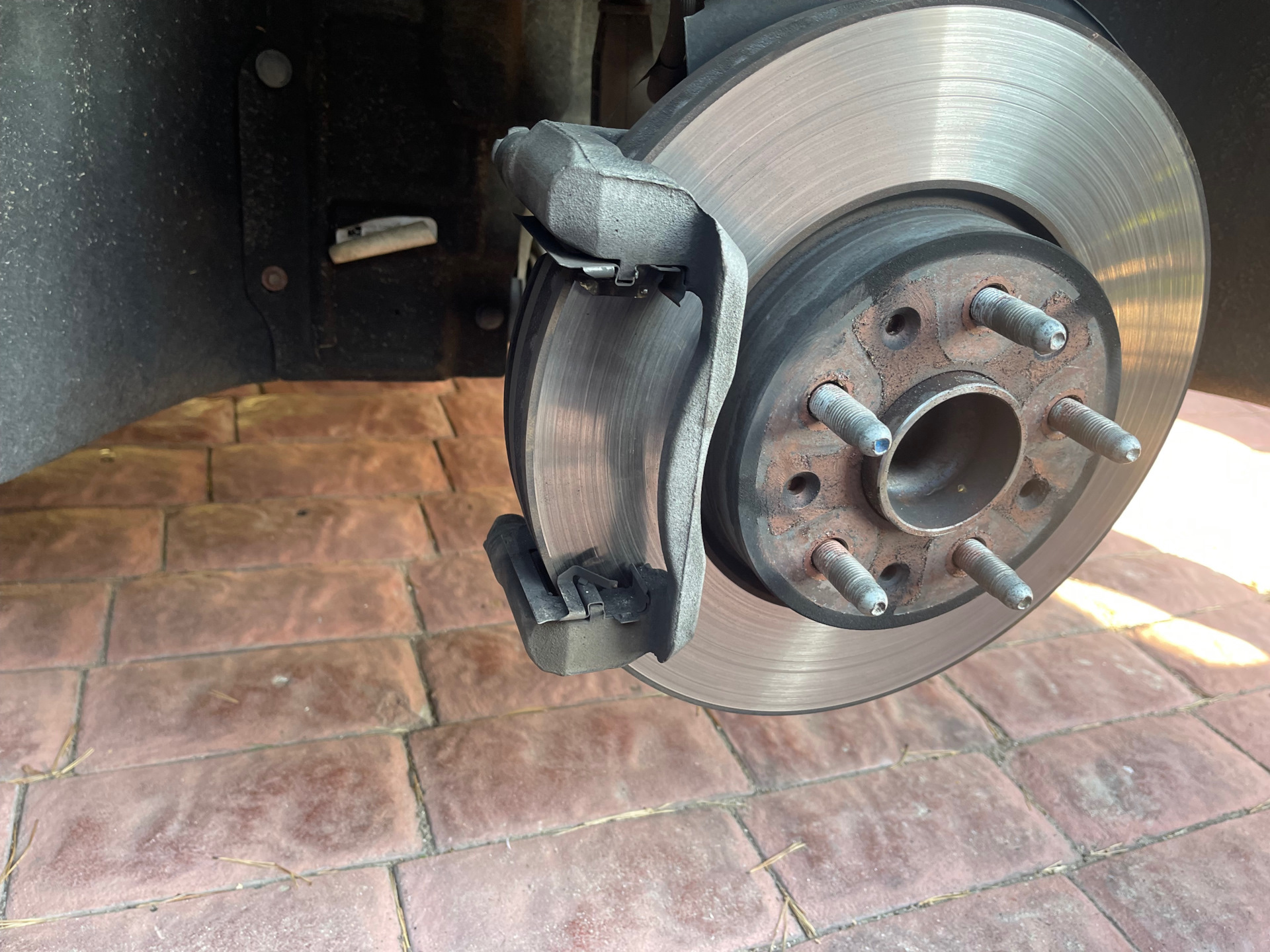 Какие тормозные колодки подходят для Chevy Camaro (перед) — Chevrolet ...