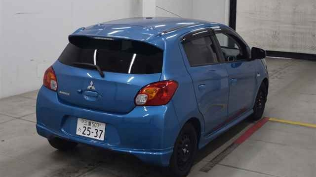 Mitsubishi Mirage 6