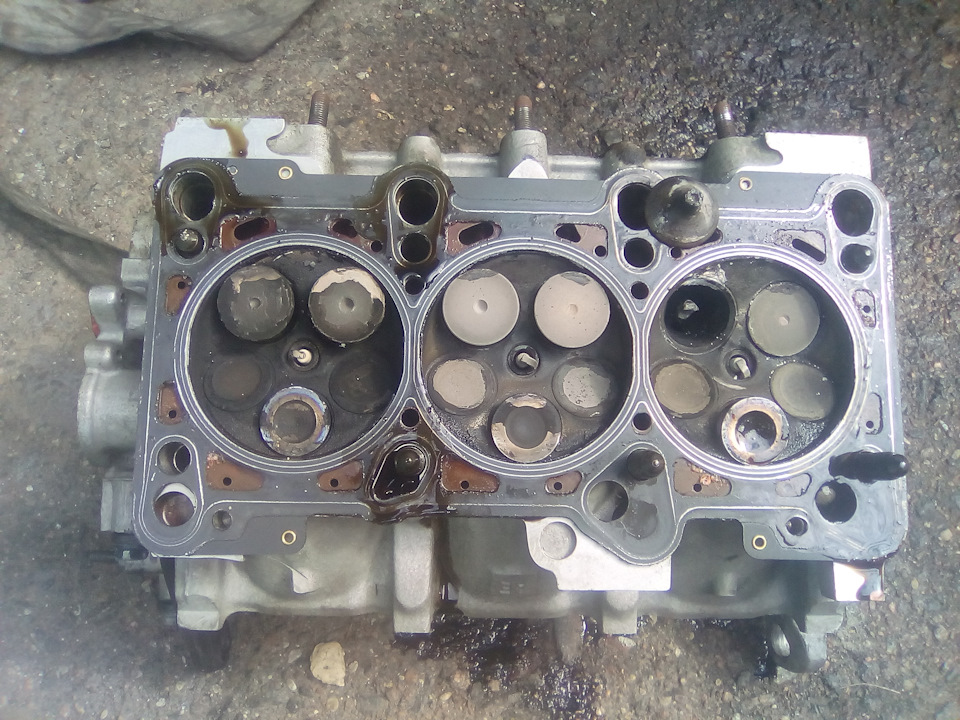 Чем закончился обрыв ролика натяжителя ГРМ — Audi A4 (B5), 2,7 л, 1996 ...