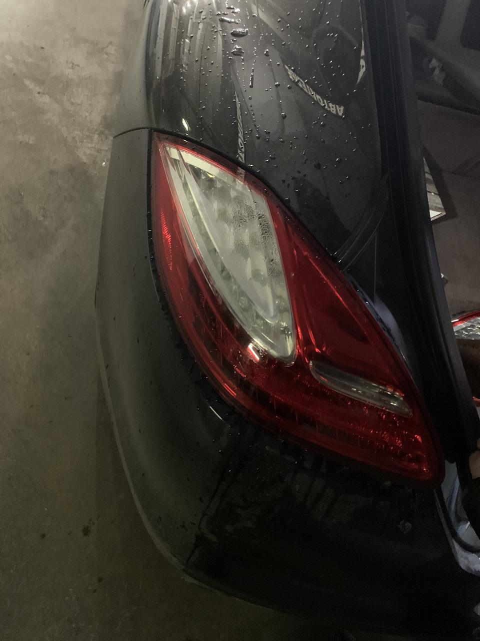 Запотела Фара 🤔 — Porsche Panamera (1G) 970, 4,8 л, 2012 года | визит ...