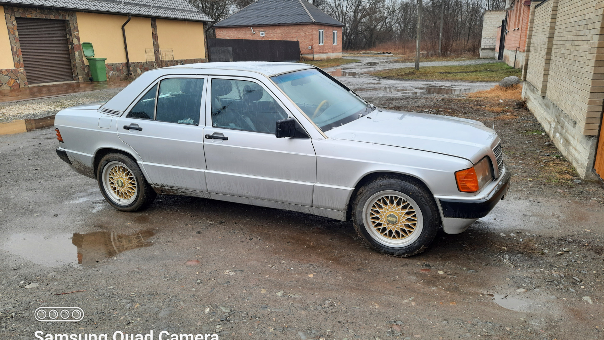 Mercedes-Benz 190 (W201) 2.6 бензиновый 1989 | идеальный на DRIVE2