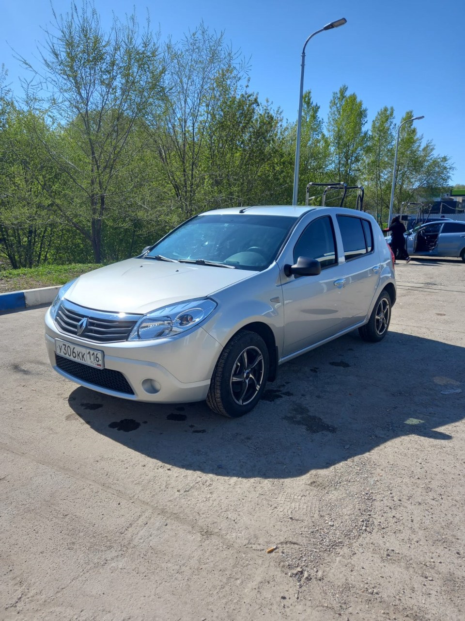 Поехали. Ижевск. Музей оружия Калашникова. — Renault Sandero 1G, 1,6 л,  2014 года | покатушки | DRIVE2