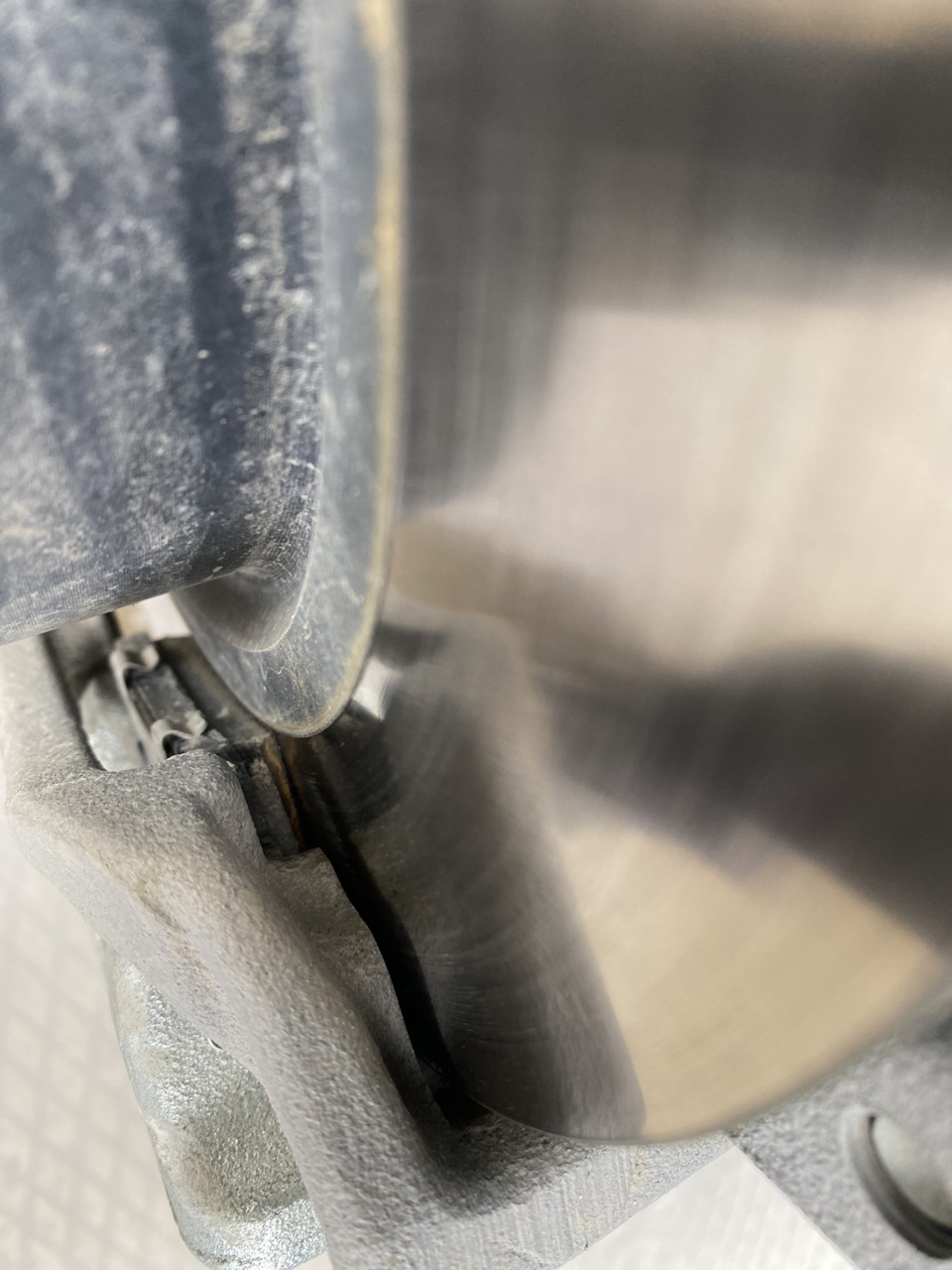 Зад — Nissan X-Trail III (t32)