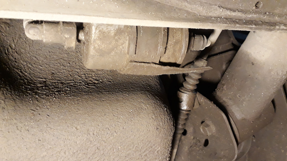 Замена топливного фильтра — Chevrolet Aveo Sedan (1G), 1,4 л, 2010 года ...