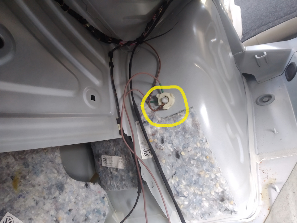 Фото в бортжурнале Volkswagen Passat (US) (1G)