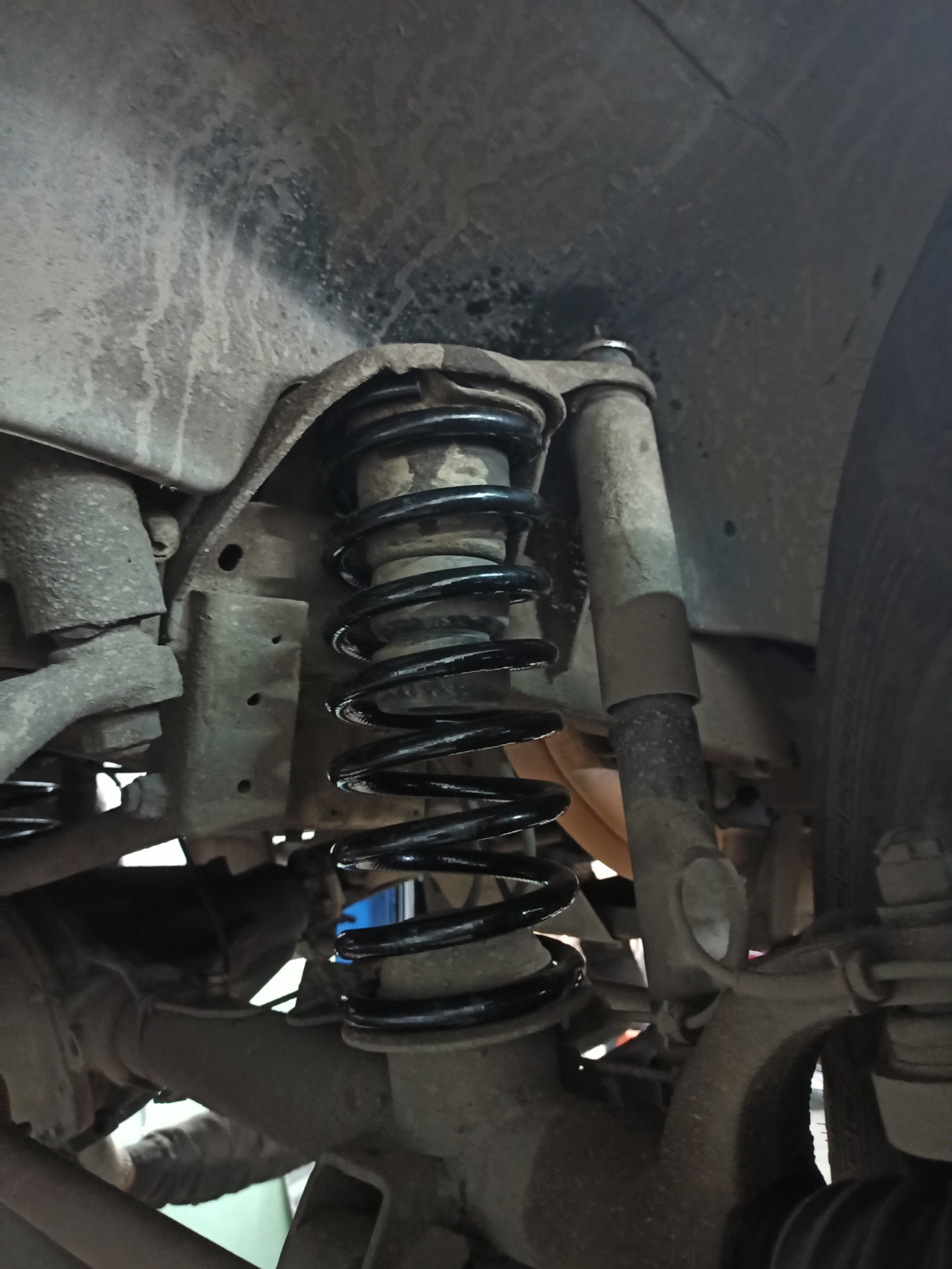 Что бы колесо об подкрылок не тёрло — УАЗ Patriot, 2,7 л, 2019 года ...