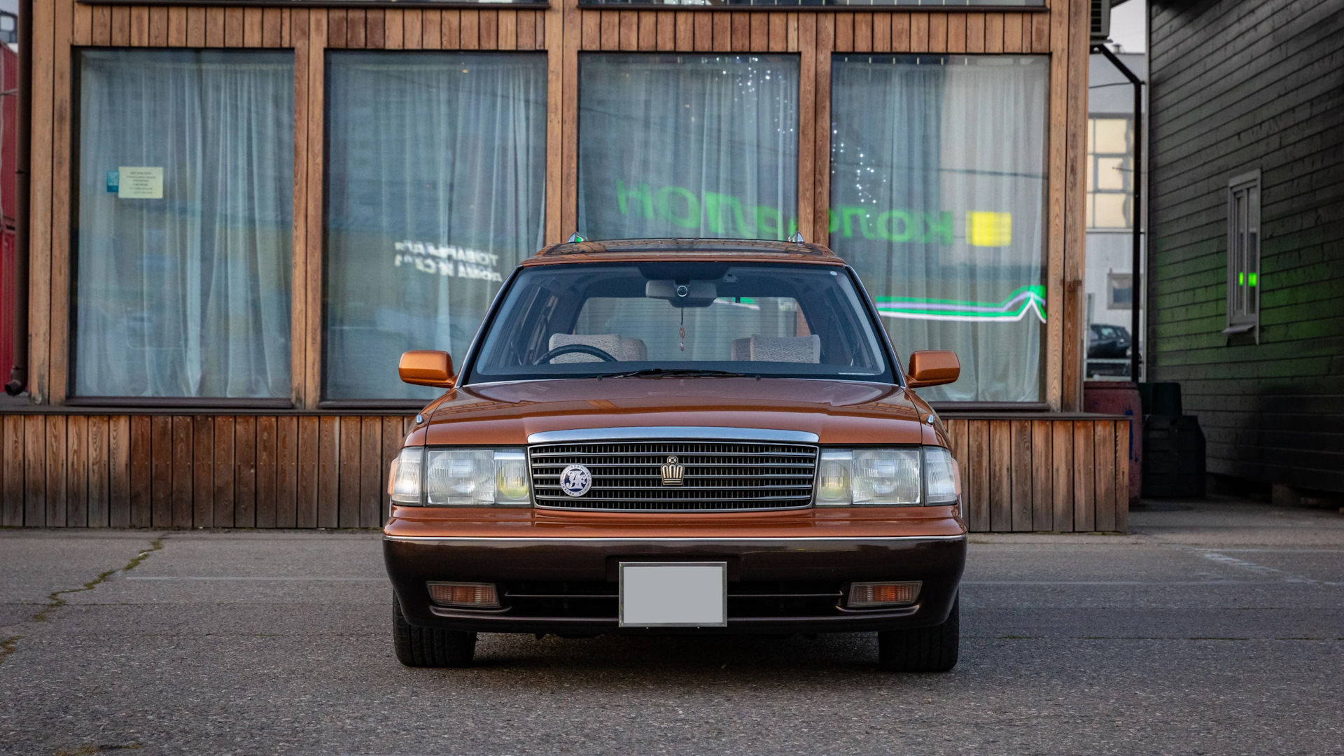 Toyota Crown Wagon (S130) 2.5 бензиновый 1992 | 