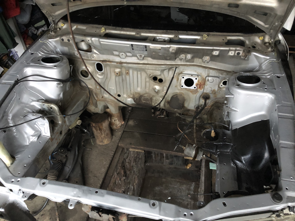 Фото в бортжурнале Mitsubishi Carisma