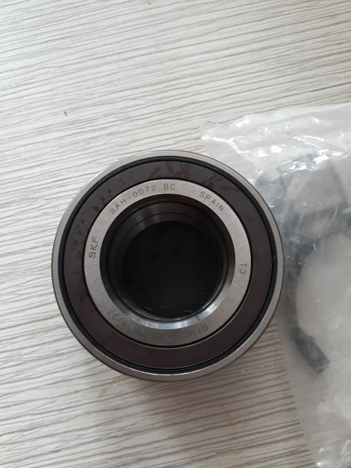 Передний ступичный подшипник SKF VKBA 3657 на Peugeot 1007, Peugeot 207 ...