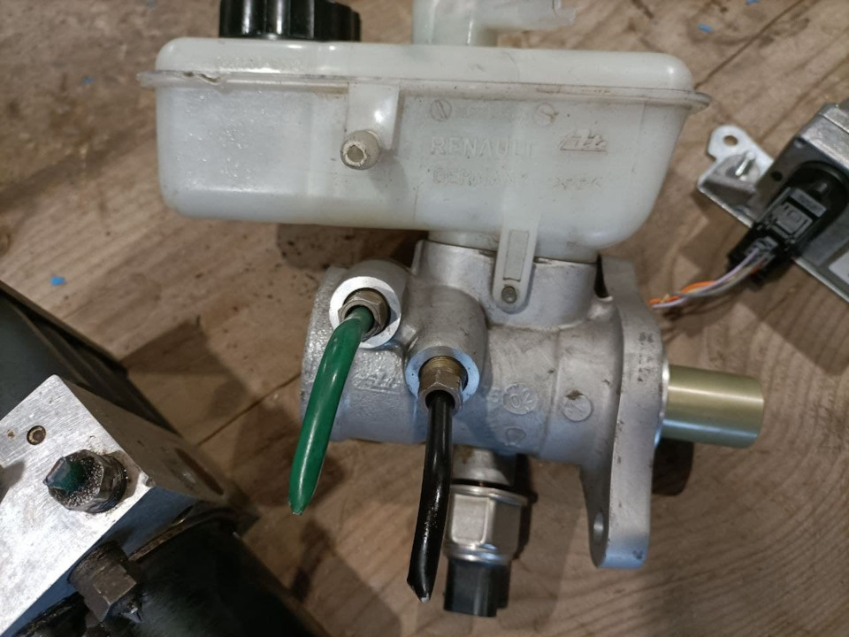 Почти инструкция установки ESP вместо ABS — Renault Laguna II, 1,9 л ...