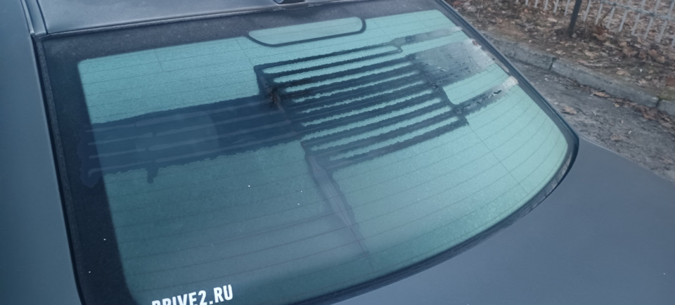 Снятие тонера, замена задних пружин и заднего стекла — BMW 5 series ...