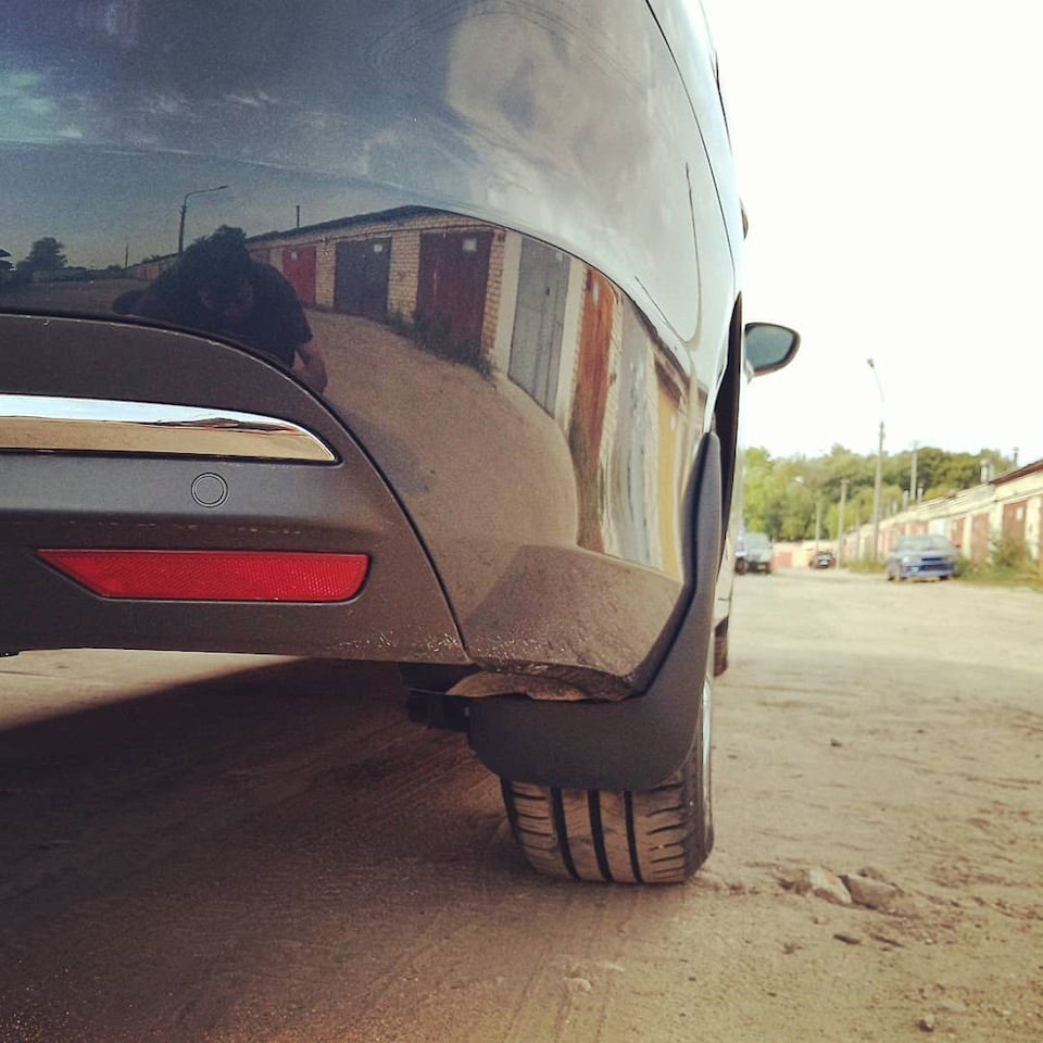 Покупка и установка передних и задних брызговиков PSA на Citroen C4 L ...