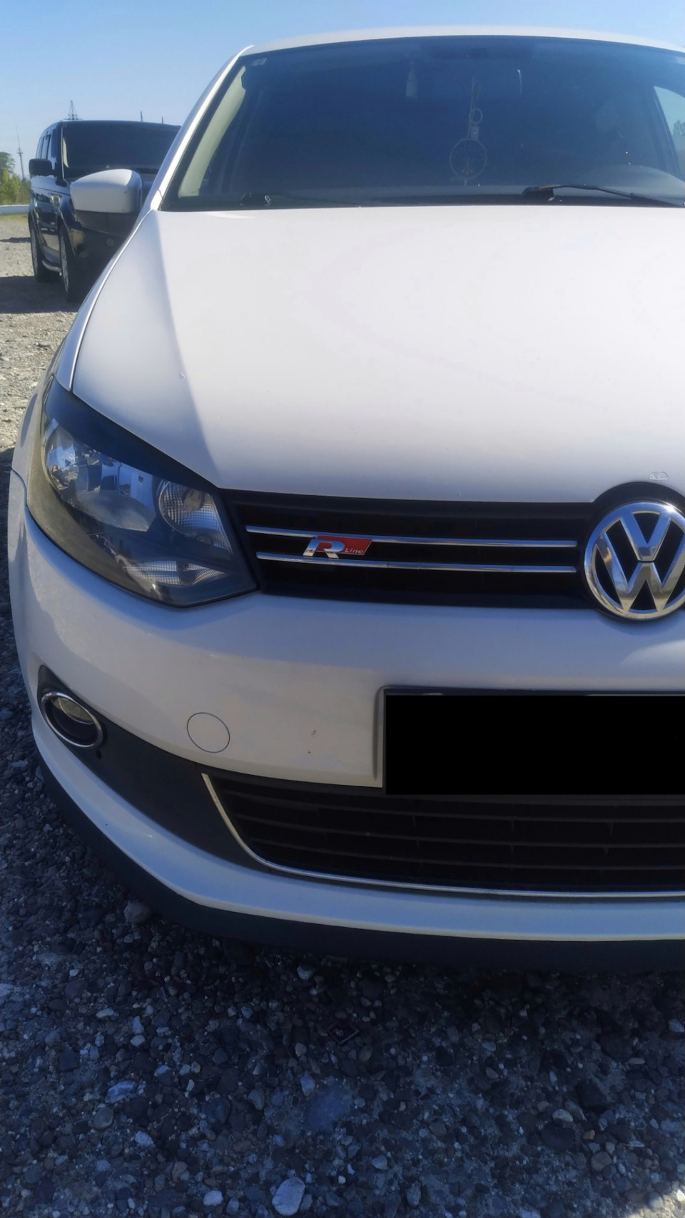 VW Polo sedan r line