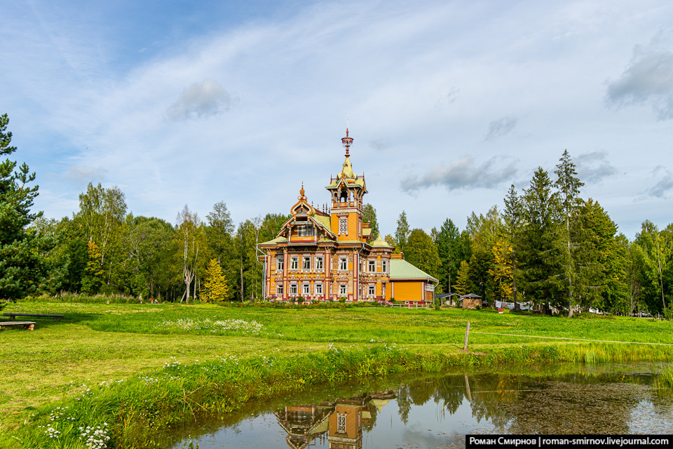 асташово лесной терем история. nQAAAgJBfuA 960. асташово лесной терем история фото. асташово лесной терем история-nQAAAgJBfuA 960. картинка асташово лесной терем история. картинка nQAAAgJBfuA 960. В 30 километрах от города Чухломы Костромской области, в деревне Асташово стоит необычайно красивый терем. Или, как его чаще называют, Лесной терем. Его в конце XIX века построил в подарок своей молодой жене разбогатевший крестьянин Мартьян Сазонов. Название «Лесной терем» — не случайное, он стоит посреди глухих лесов, как раз в тех местах, куда в 1613 году Иван Сусанин завел польско-литовский отряд. Как же сложилась судьба этого удивительного строения? Давайте разберемся. асташово лесной терем история. nQAAAgJBfuA 960. асташово лесной терем история фото. асташово лесной терем история-nQAAAgJBfuA 960. картинка асташово лесной терем история. картинка nQAAAgJBfuA 960. В 30 километрах от города Чухломы Костромской области, в деревне Асташово стоит необычайно красивый терем. Или, как его чаще называют, Лесной терем. Его в конце XIX века построил в подарок своей молодой жене разбогатевший крестьянин Мартьян Сазонов. Название «Лесной терем» — не случайное, он стоит посреди глухих лесов, как раз в тех местах, куда в 1613 году Иван Сусанин завел польско-литовский отряд. Как же сложилась судьба этого удивительного строения? Давайте разберемся.