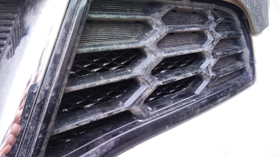 Подтянул бампер — Nissan Qashqai (1G), 2 л, 2011 года | своими руками ...