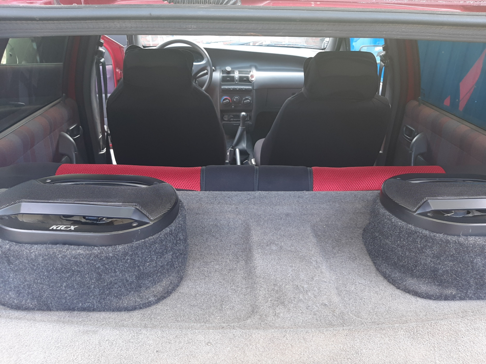 Няшки с Али — Nissan Micra (K13), 1,2 л, 2012 года | аксессуары | DRIVE2