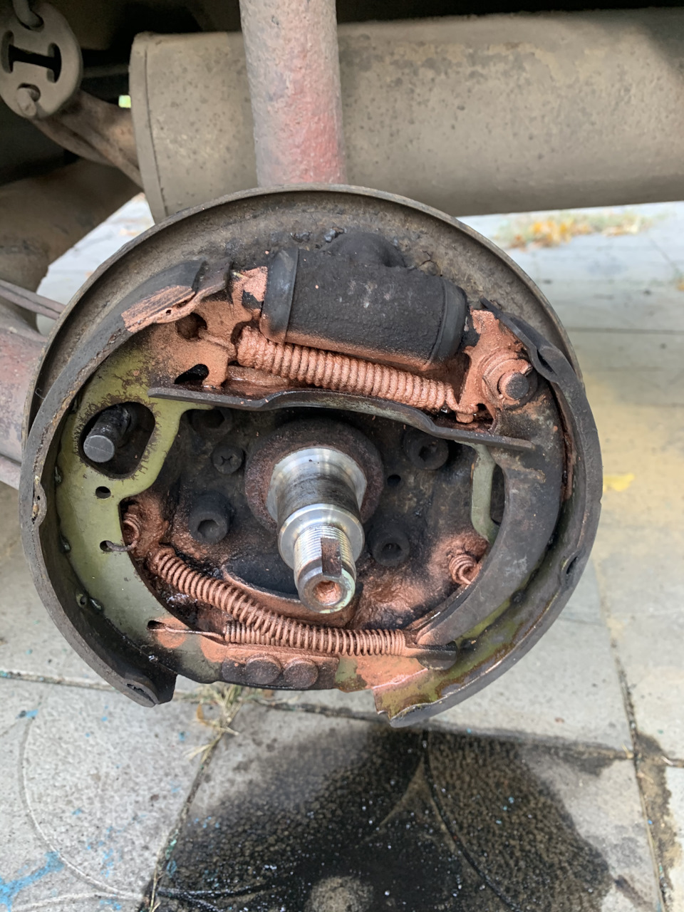 Замена подшипника задней ступицы и почему не держит ручник — Lada ...