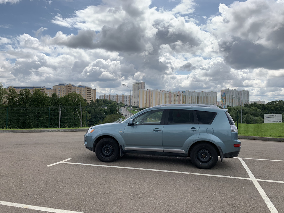 Чистка дроссельной заслонки + переборка передних тормозных механизмов ...