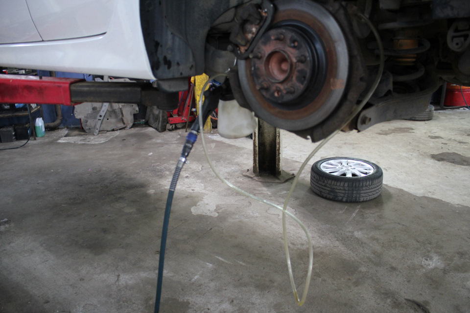 Неравномерный износ задних тормозных дисков. М6 GH — R1 автосервис на ...