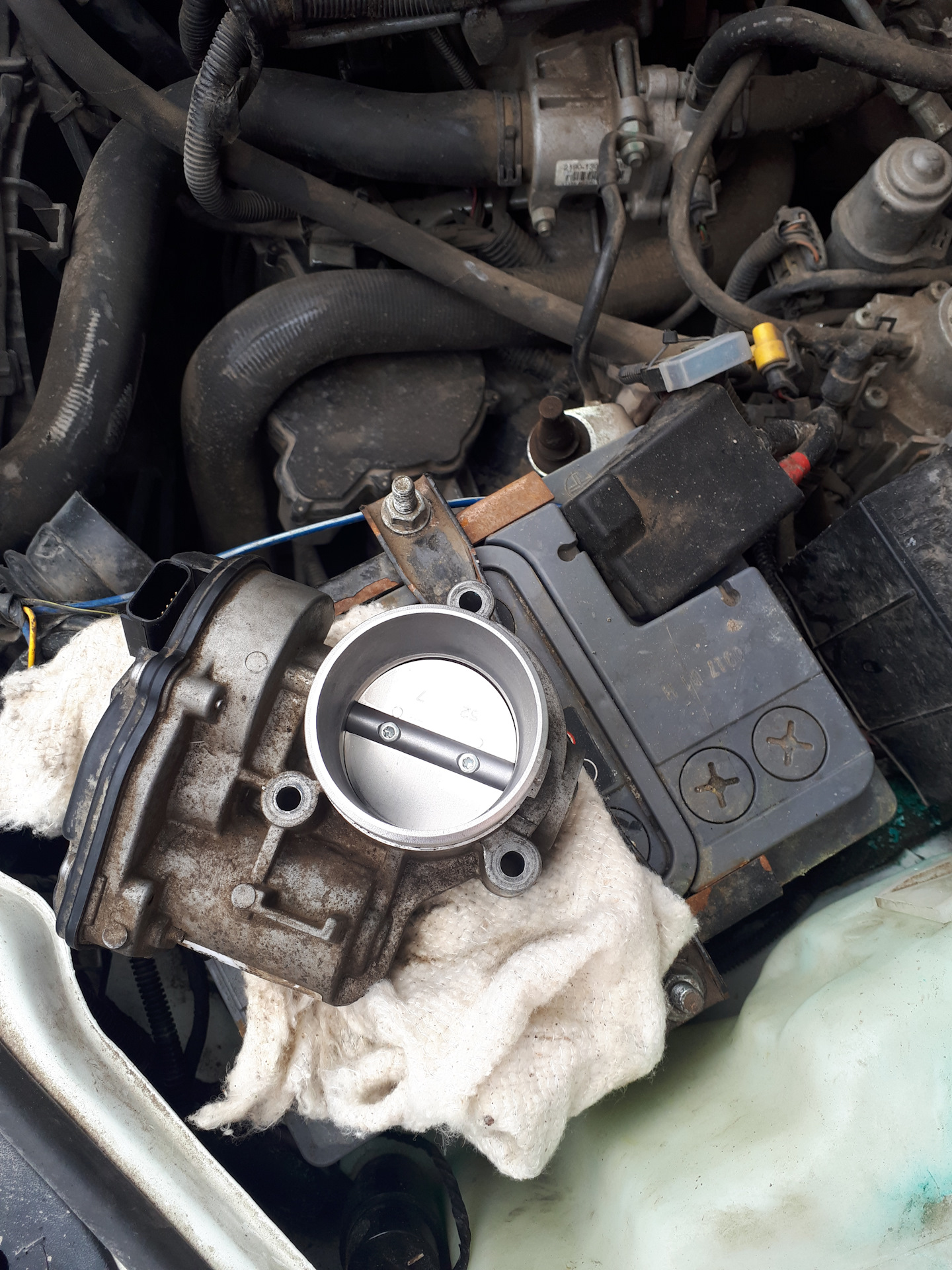 Потеплело.а значит можно что-то сделать самому — Lada Приора седан, 1,6 ...