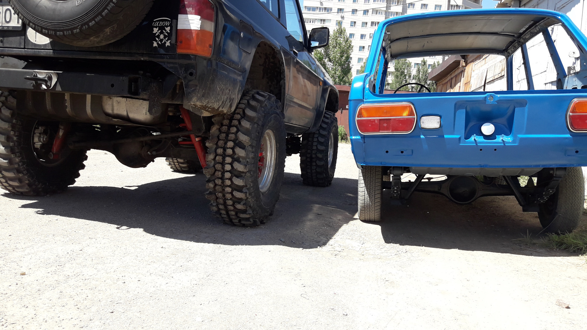 Москвич красится, тенге тратится! Диски, размер колес. Начинаю поиски ...