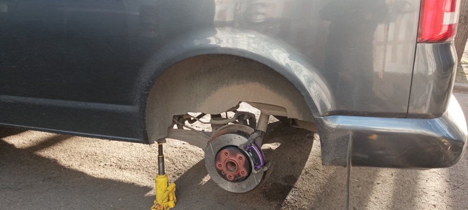 Фото в бортжурнале Volkswagen Transporter T5