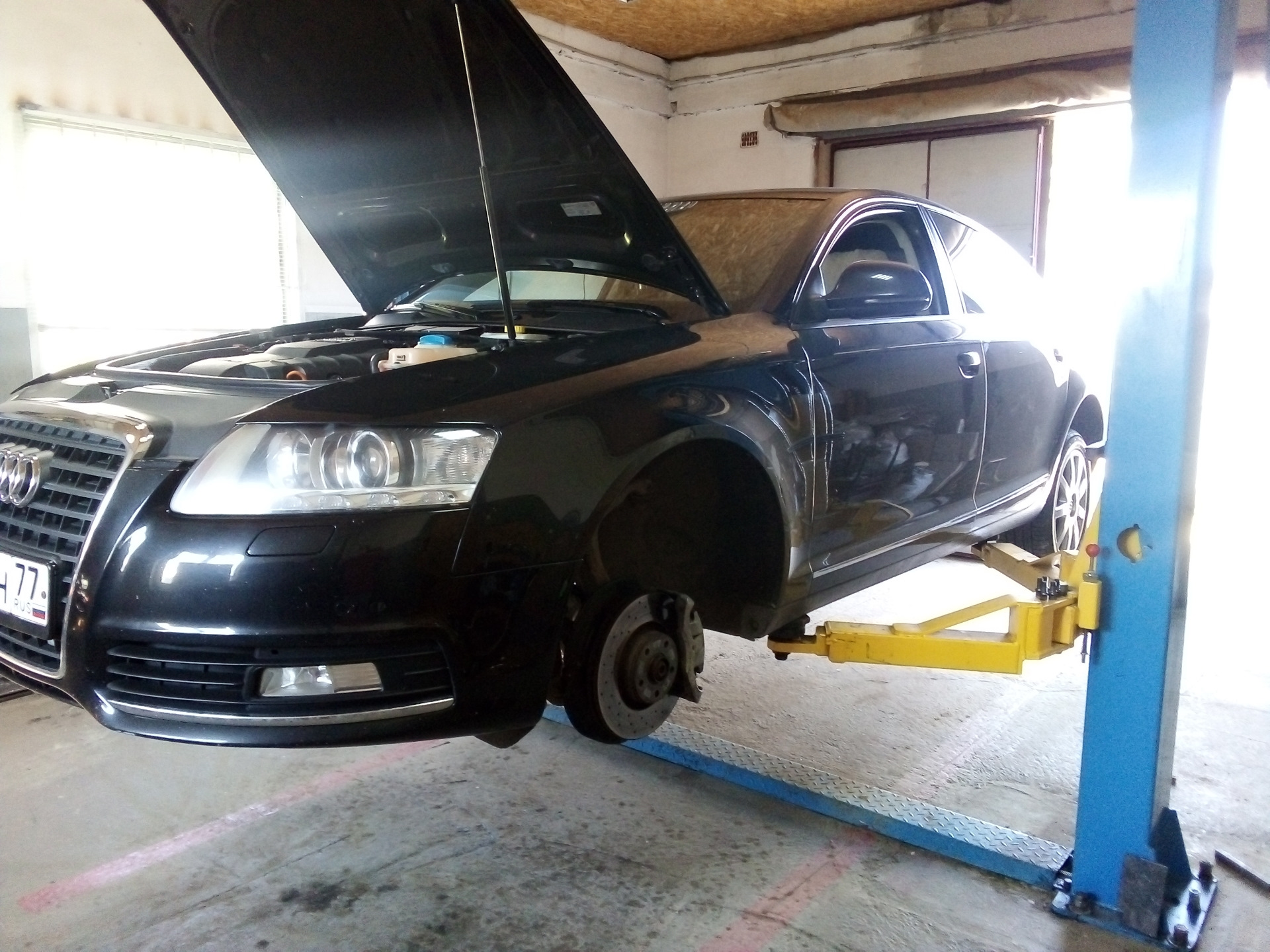 Замена верхних сайлентблоков на Ауди А6С6 — DRIVE2