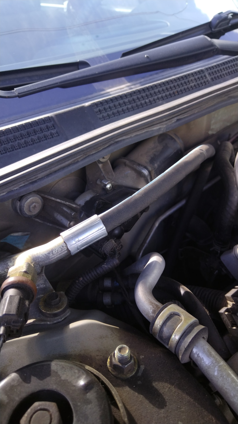 Перепрессовал Шланг Гура высокого давления — Nissan Maxima QX (A33), 2 ...