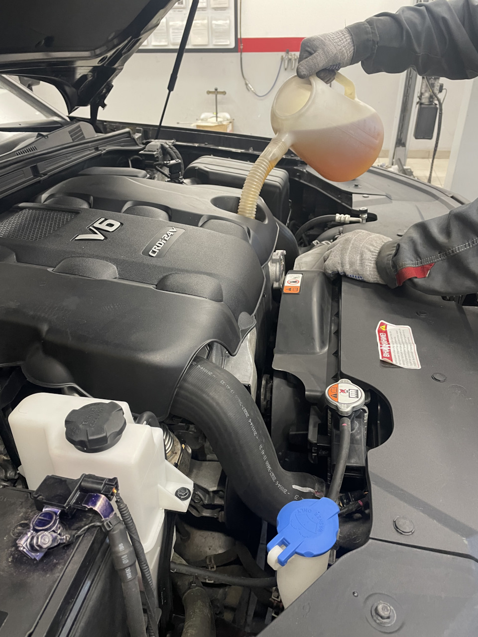 Photo from the logbook KIA Mohave (HM2)