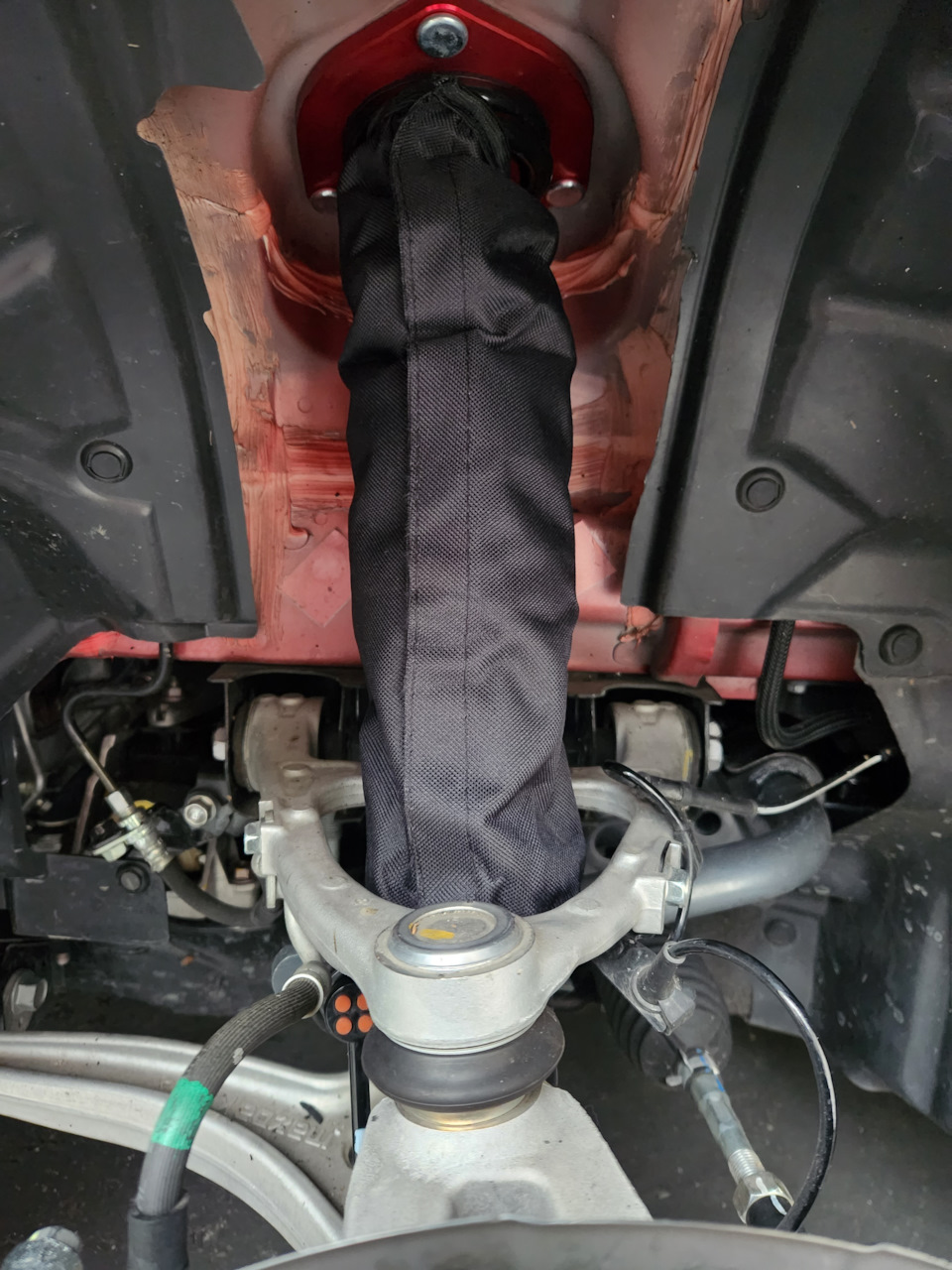 Чехлы на койловеры — Mazda MX-5 (ND), 2 л, 2022 года | аксессуары | DRIVE2