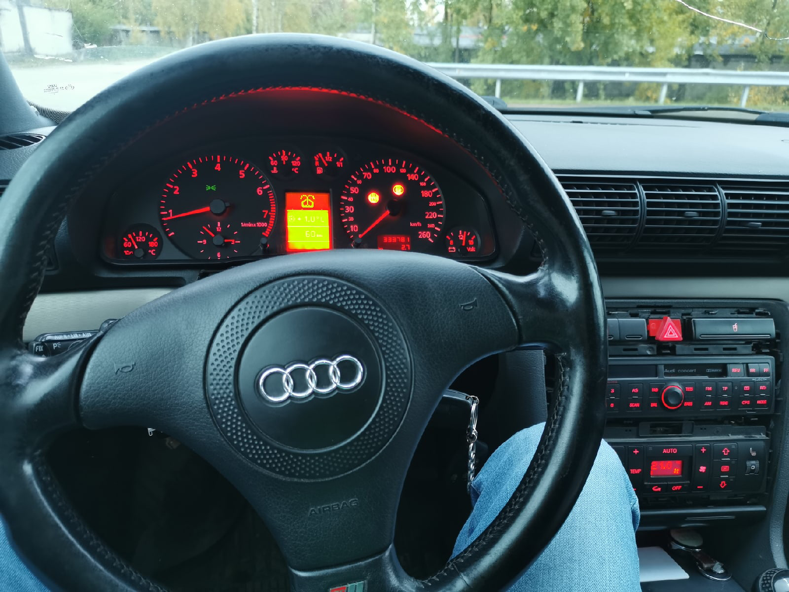 Индикация открытых дверей на приборной панели a4b5 — Сообщество «DRIVE2 Audi  Club» на DRIVE2