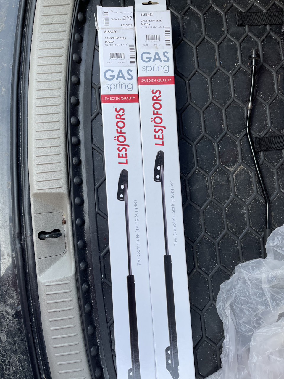 Фото в бортжурнале Mazda CX-7. Запчасти на фото: 8155461, 8155460