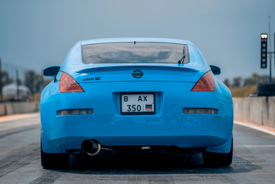 Ниссан 350z с ламбо дверями