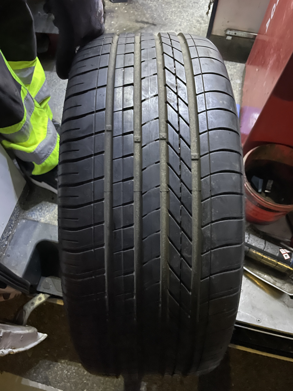 Фото в бортжурнале Mercedes-Benz E-class (W213)