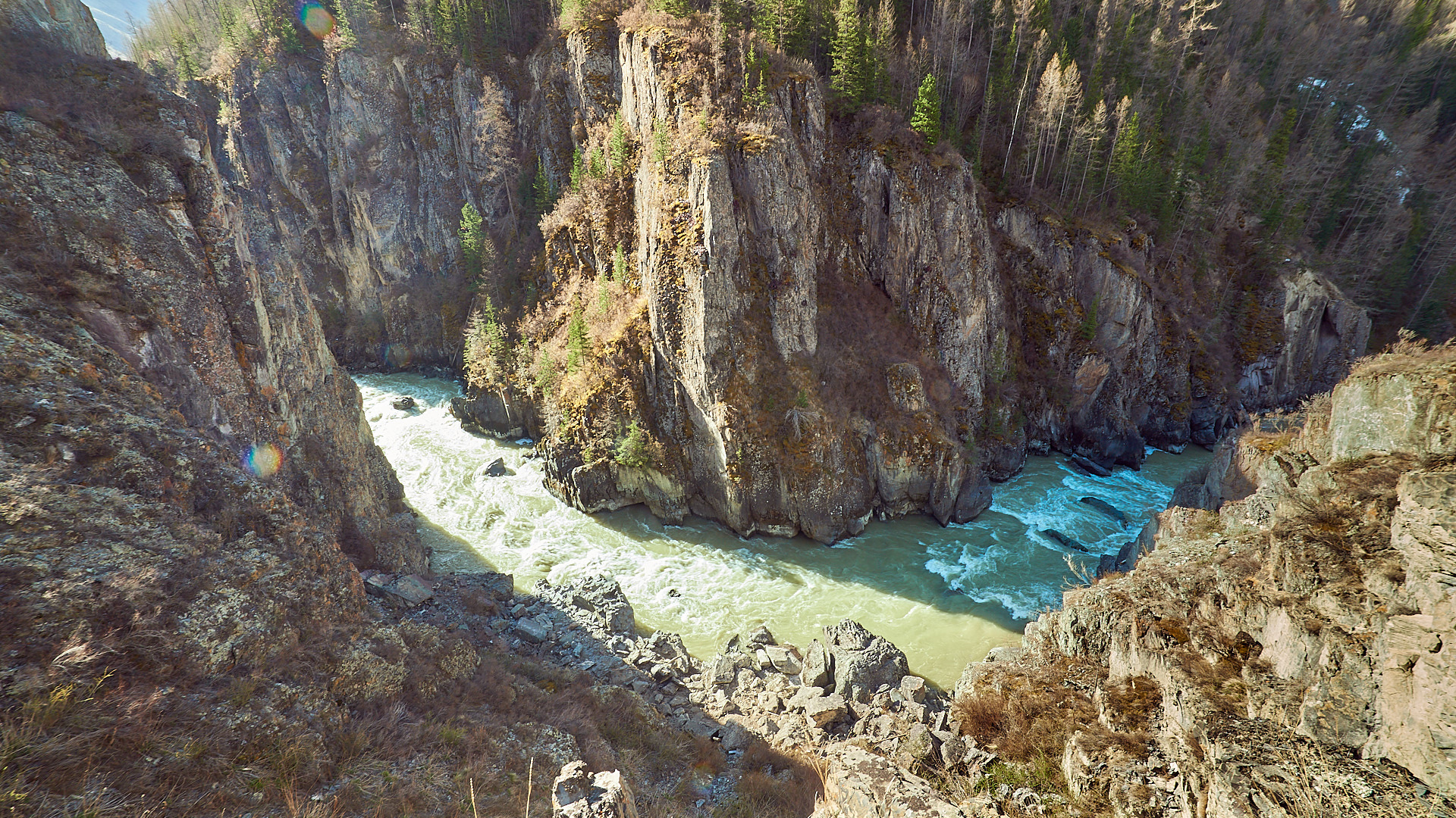 на берегу чуя