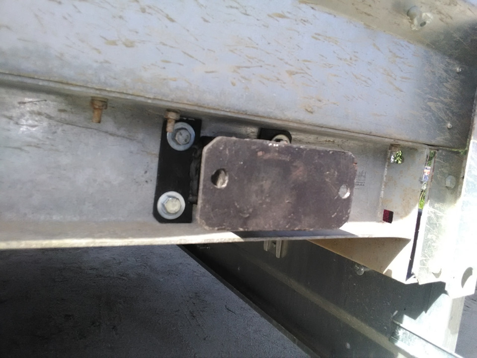 Фото в бортжурнале Nissan Patrol GR II (Y61)